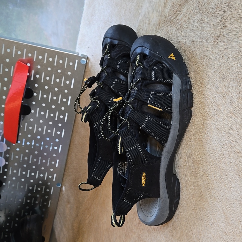 KEEN Men's Black Yellow Gray Sandals Sz. 12